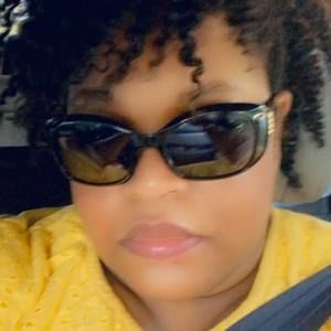 Meet your Posher, Therese